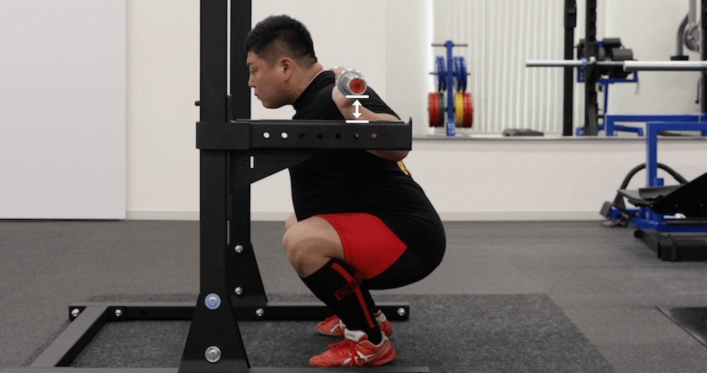 Correct safety pin height when squatting.